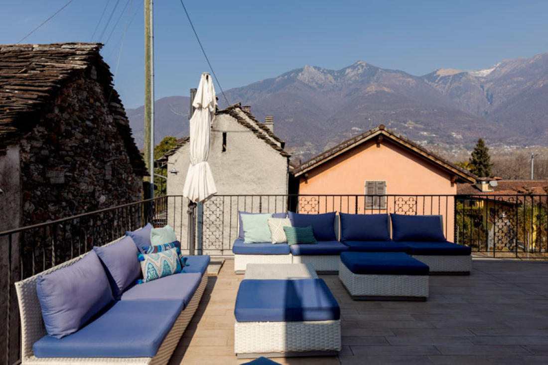 How to Enjoy Your Outdoor Living Space in Winter: Tips for Homeowners