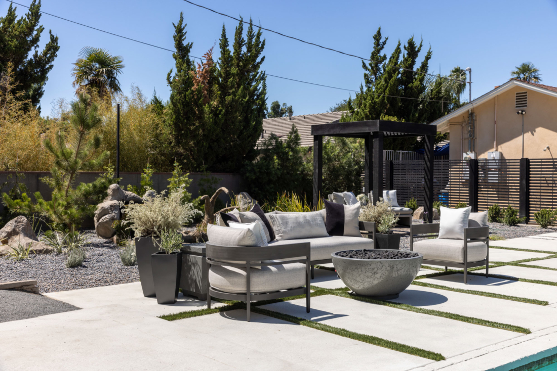 How to Choose the Right Accessories for Your Fire Pit